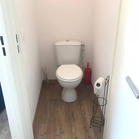 Maison Bois Village - 4 Personnes Дом отдыха Ле-Кротуа