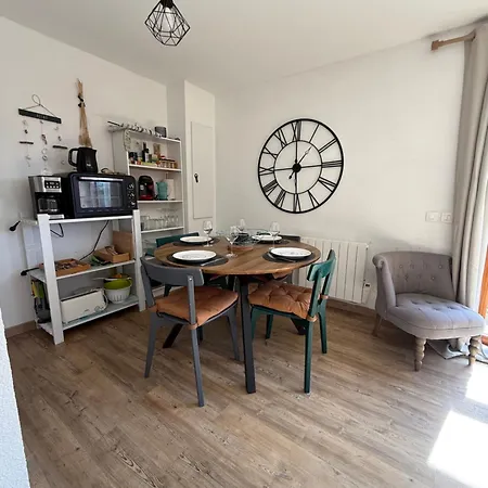 Maison Bois Village - 4 Personnes *